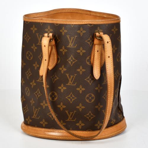 LOUIS VUITTON. Bolso Bucket