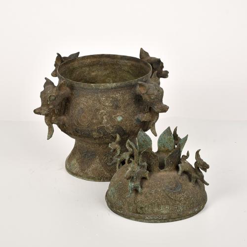 19TH CENTURY CHINESE SCHOOL. AFTER QING DYNASTY MODELS, ves