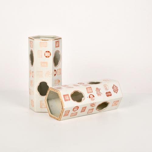 ESCUELA CHINA, SIGLO XIX. Pareja de linternas 