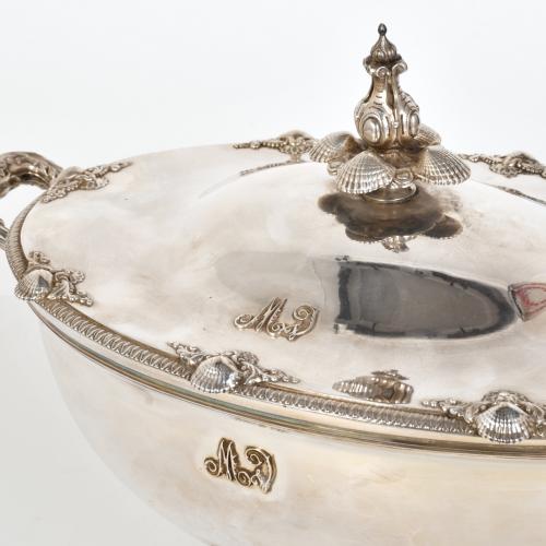 ESCUELA FRANCESA, FIN. SIGLO XIX. Sopera, estilo Belle Epoq