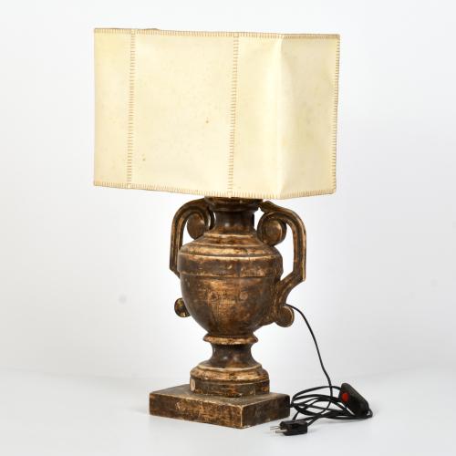 Lámpara en forma de copa, siglo XX