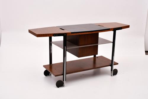 JAUME TRESSERRA (BARCELONA, 1943) Carro de bebidas "Hotel A