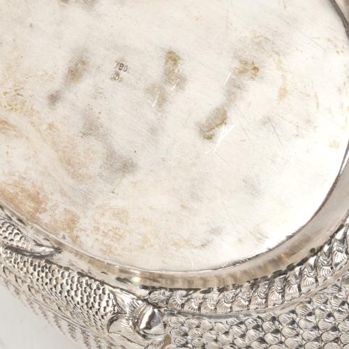 Huevera en forma de pato, pps. siglo XX