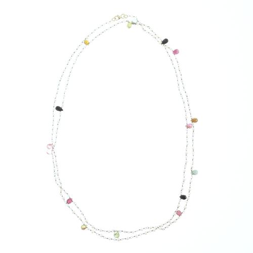 Collar con perla de río y zafiros multicolor.