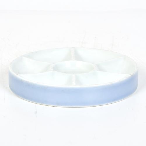 ESCUELA CHINA, SIGLO XX. Plata para especias