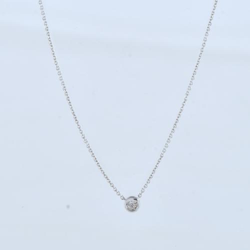 TOUS, collar con colgante de rosetón de diamantes.