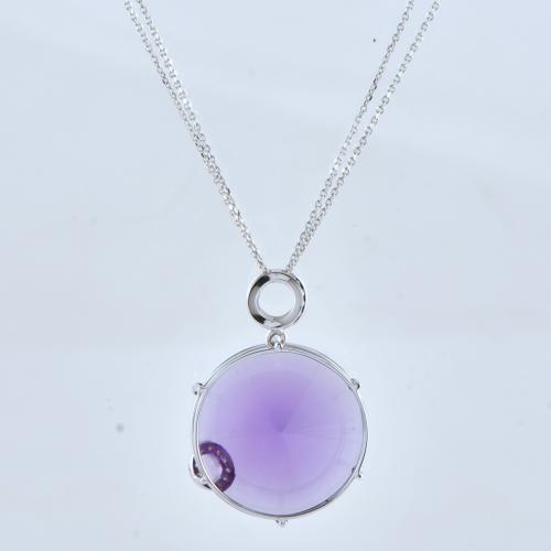 Collar con colgante de gran amatista y diamantes.