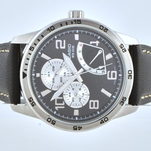 CASIO MTF 305, Reloj de pulsera.