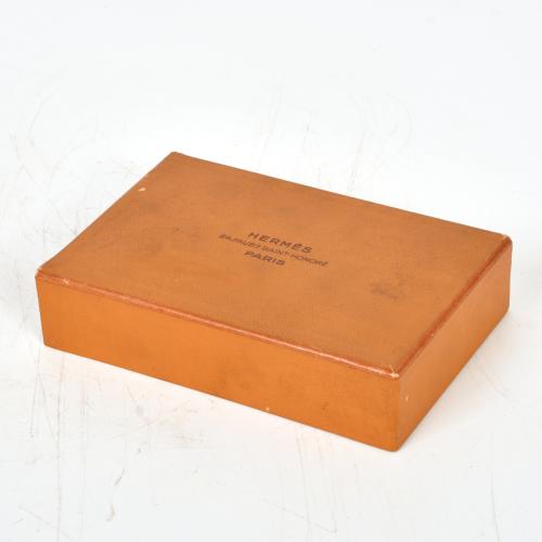 HERMÈS. Lote de dos barajas de cartas