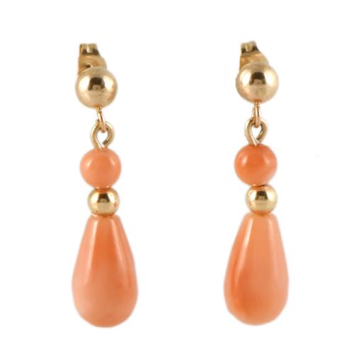 Pendientes con coral.