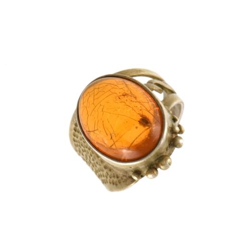 Lote de tres anillos estilo años 20.