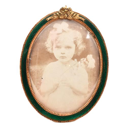 SIGUIENDO MODELOS DE FABERGÉ. Marco.