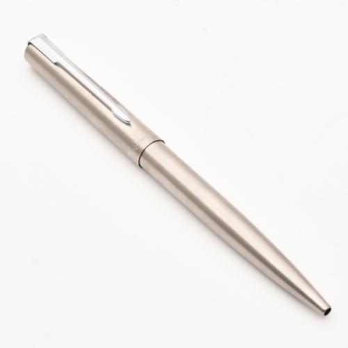 PARKER fountain pen and ballpoint pen set.