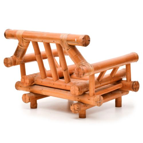 BUDJI LAYUC, sillón.