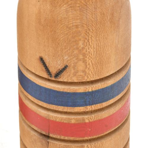 JOSEP GUINOVART (1927-2007). Pareja de bolos en madera tall