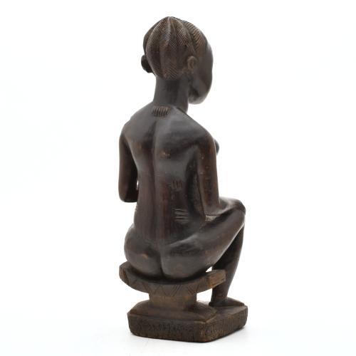 ESCUELA AFRICANA, SIGLO XX.   Figura femenina.