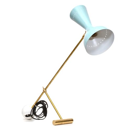 Lámpara de sobremesa italiana, med. siglo XX. 