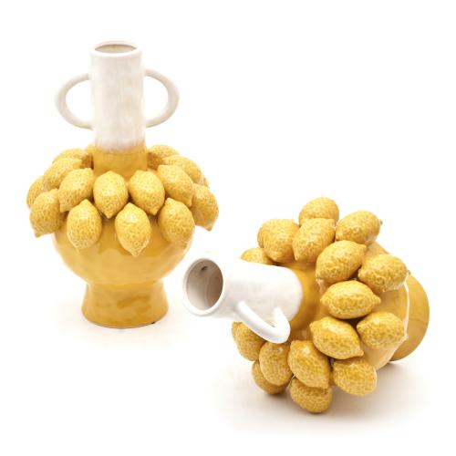 SIGUIENDO MODELOS DE BORDALLO PINHEIRO, pareja de jarrones.