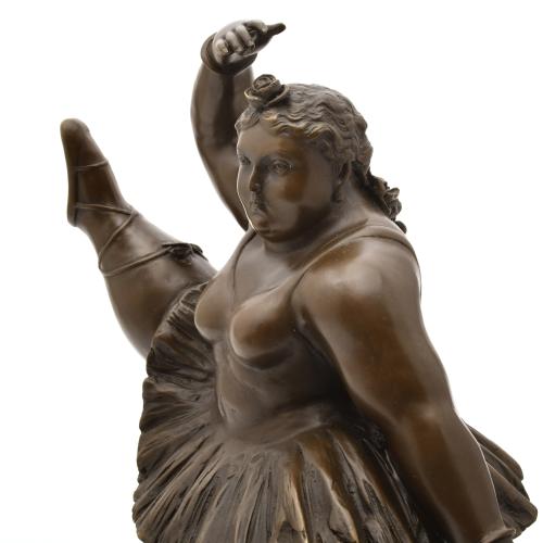 SIGUIENDO MODELOS DE FERNANDO BOTERO. Bailarina.