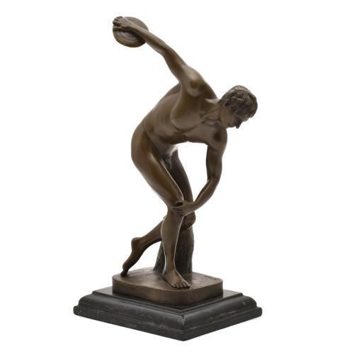 AFTER MODELS BY MIRÓN OF ELEUTERAS. Discobolus