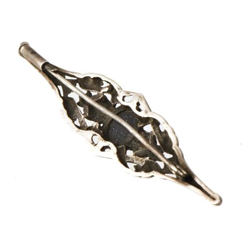 Broche modernista con aventurina.