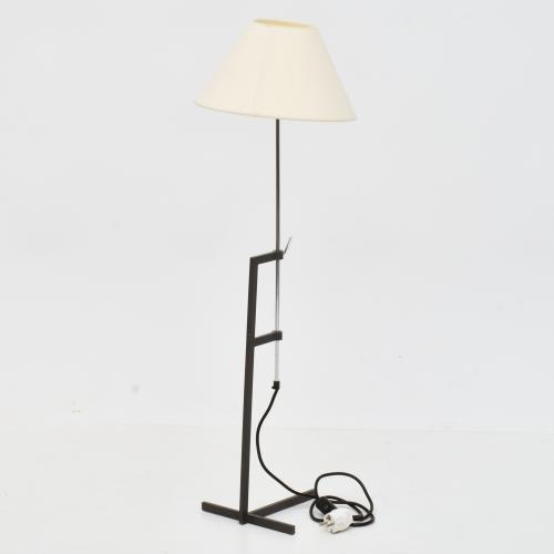 JAUME TRESSERRA (BARCELONA, 1943) Dimmable table lamp.