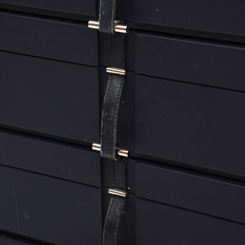 JAUME TRESSERRA (BARCELONA, 1943) Cómoda "Maletero".