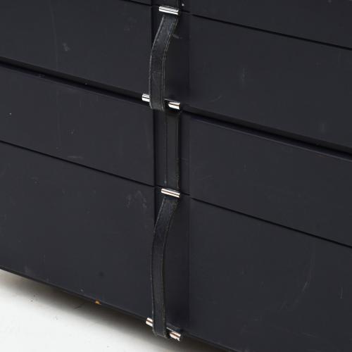 JAUME TRESSERRA (BARCELONA, 1943) Cómoda "Maletero".