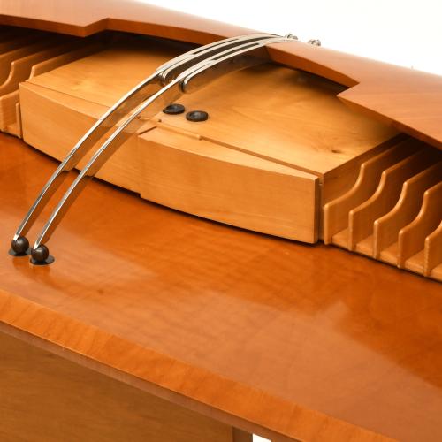 JAUME TRESSERRA (BARCELONA, 1943) ‘Butterfly’ desk.