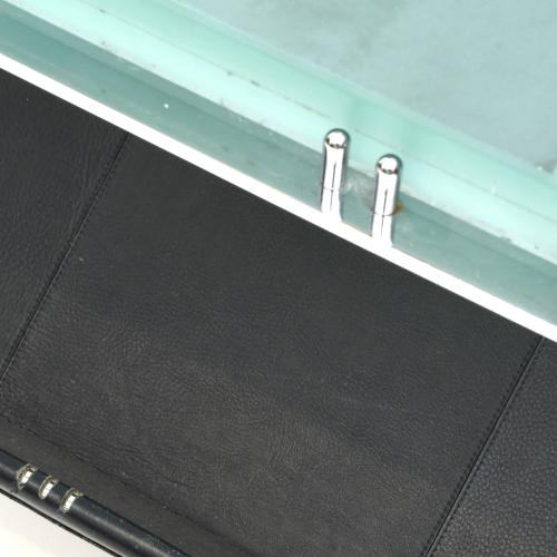 JAUME TRESSERRA (BARCELONA, 1943) Mesa-revistero "Hotel Art