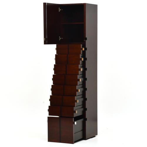 JAUME TRESSERRA (BARCELONA, 1943) Chiffonier.