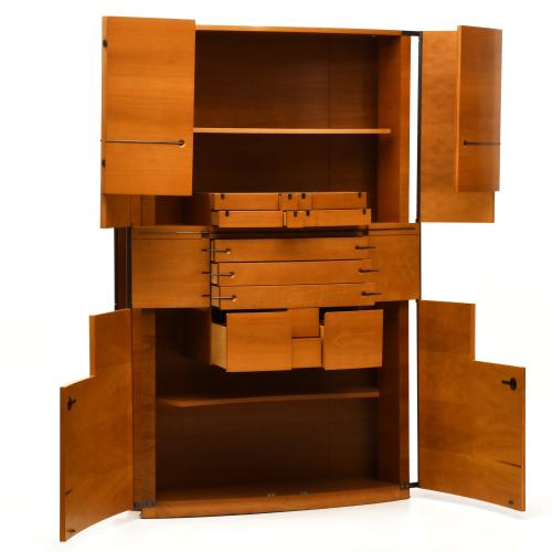 JAUME TRESSERRA (BARCELONA, 1943) Mueble buffet "Samuro".