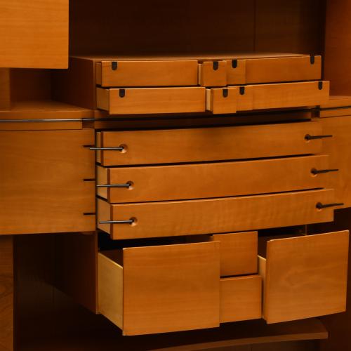 JAUME TRESSERRA (BARCELONA, 1943) Mueble buffet "Samuro".