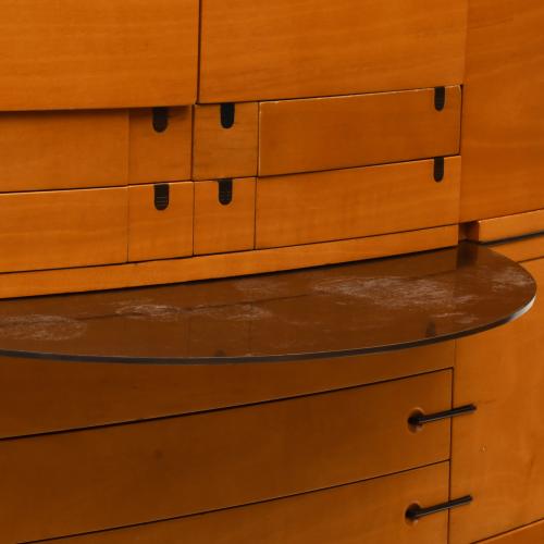 JAUME TRESSERRA (BARCELONA, 1943) Mueble buffet "Samuro".