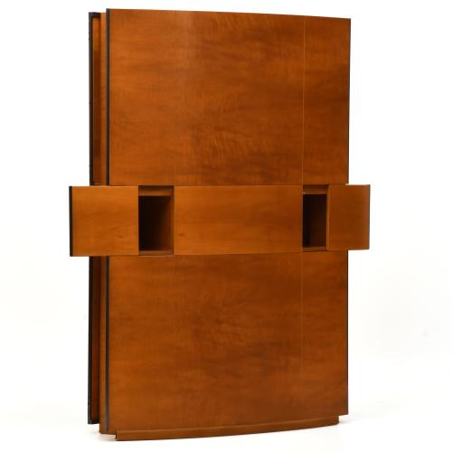 JAUME TRESSERRA (BARCELONA, 1943) Mueble buffet "Samuro".