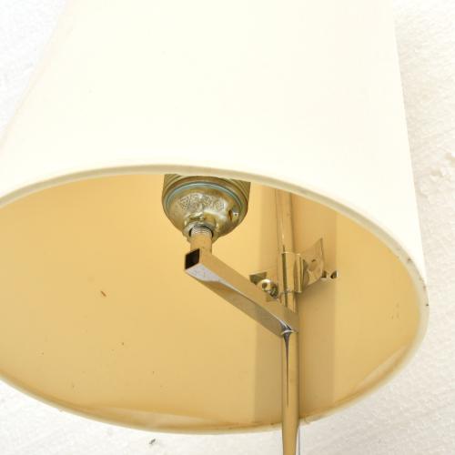 JAUME TRESSERRA (BARCELONA, 1943) Shelf lamp.