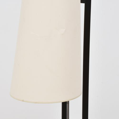 JAUME TRESSERRA (BARCELONA, 1943) Conical floor lamp.