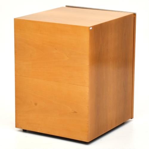 JAUME TRESSERRA (BARCELONA, 1943) 'Hotel Arts' low side cab