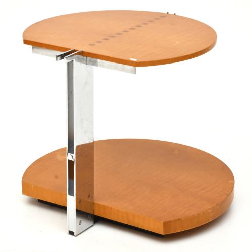 JAUME TRESSERRA (BARCELONA, 1943) 'Cobra' side table.