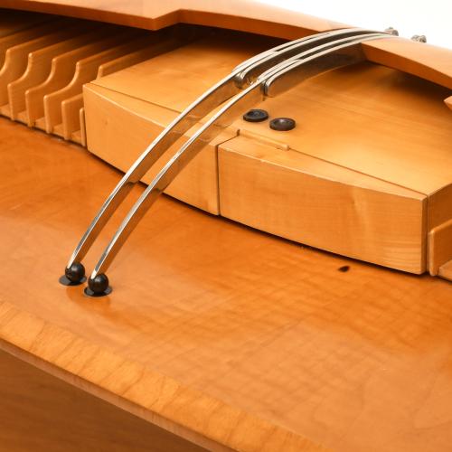 JAUME TRESSERRA (BARCELONA, 1943) Escritorio "Butterfly".