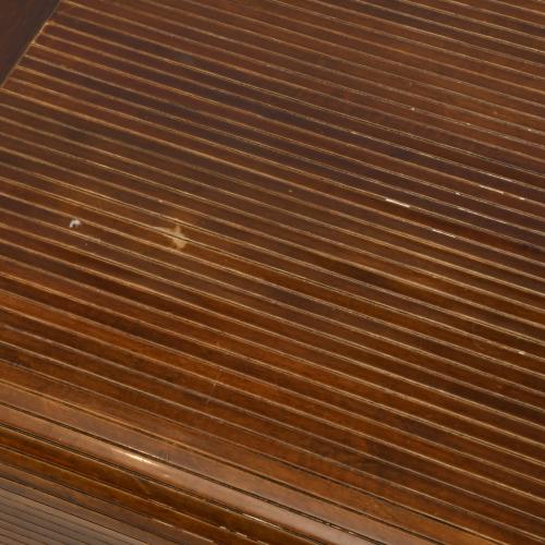 JAUME TRESSERRA (BARCELONA, 1943) Lote de dos mesitas de no