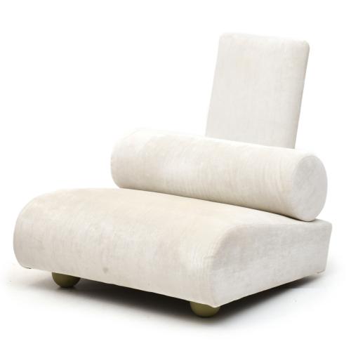 JAUME TRESSERRA (BARCELONA, 1943) Low armchair.