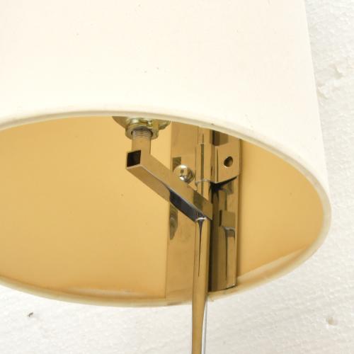 JAUME TRESSERRA (BARCELONA, 1943) Shelf lamp.