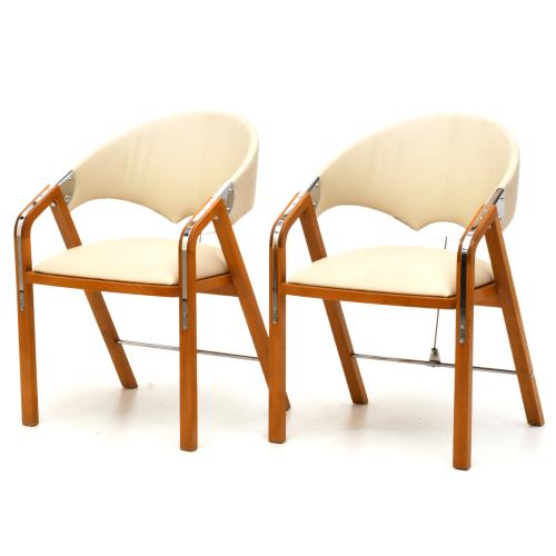 JAUME TRESSERRA (BARCELONA, 1943) Pair of Spinnacker chairs.
