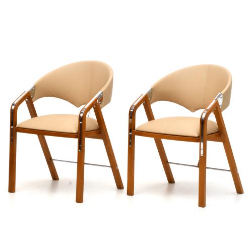JAUME TRESSERRA (BARCELONA, 1943) Pair of Spinnacker chairs.