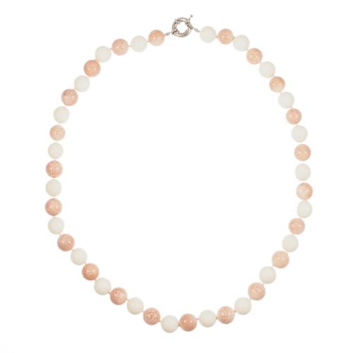 Collar con cuentas de coral blanco y coral piel de àngel.