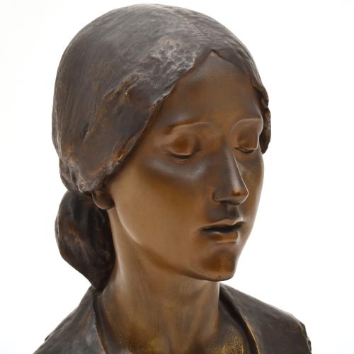 JOSEP LLIMONA (1864-1934). Woman's bust.