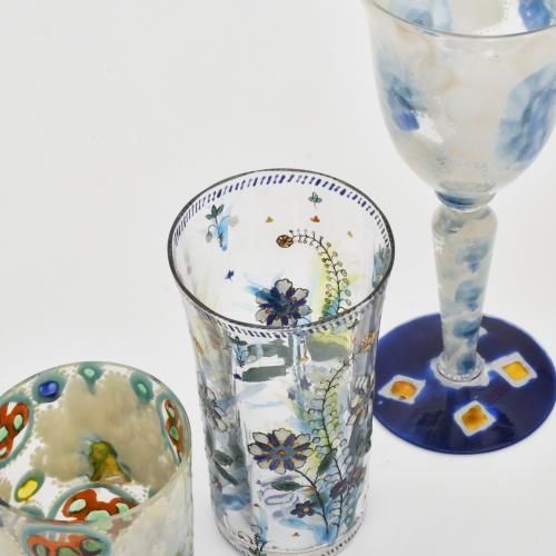 JOSEP MARIA GOL (1897-1976). Conjunto de dos vasos y una co