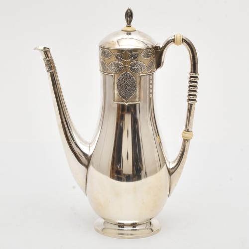 MASRIERA I CARRERAS. Coffee and tea set, Noucentista style,