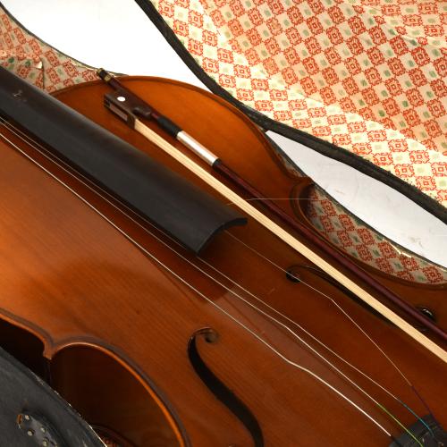 SKYLAK BRAND, Violonchelo, circa 1970.